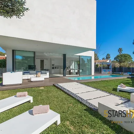 Villa, 180m To Sandy *