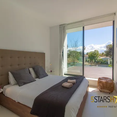 Villa, 180m To Sandy Playa de Muro (Mallorca)