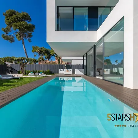 Villa, 180m To Sandy Villa